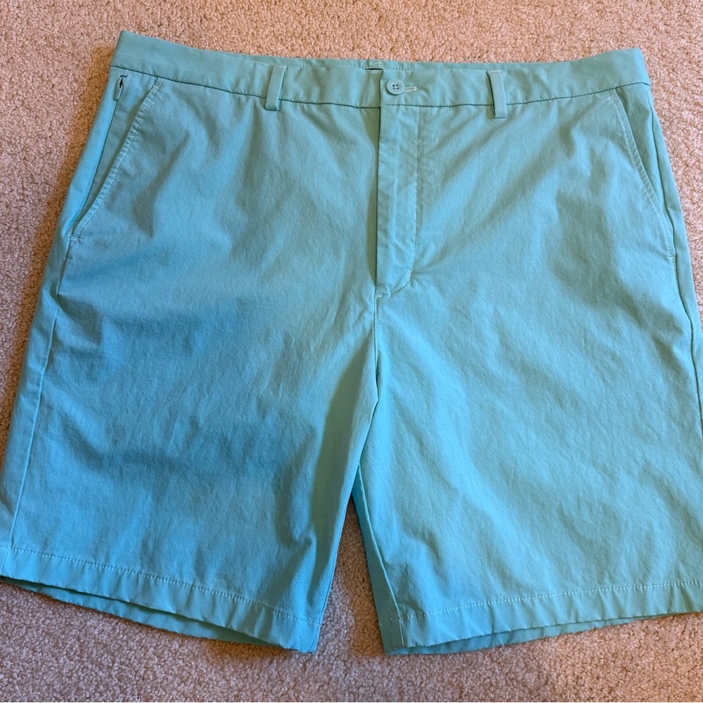 Vineyard Vines Capri Blue Men's 9” Flat Front Shorts